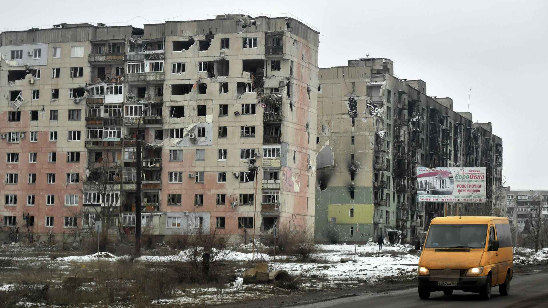 НА ТИМЧАСОВО ОКУПОВАНИХ ТЕРИТОРІЯХ ЗАГАРБНИКИ ПОСТІЙНО ПРОВОДЯТЬ МАСОВІ ВІДКЛЮЧЕННЯ ЦІЛИХ РАЙОНІВ ВІД ГАЗУ, ВОДИ ТА СВІТЛА